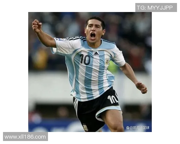 足球历史上五大因各种原因离开球场的传奇球星及其背后故事