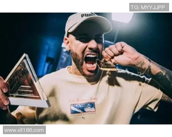 从小热爱电子游戏的足球天才如何成就职业生涯的辉煌